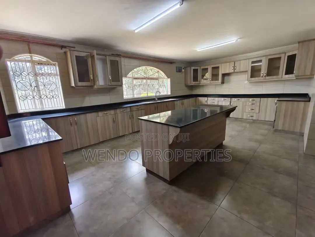 5bdrm Villa in Karen C for sale
