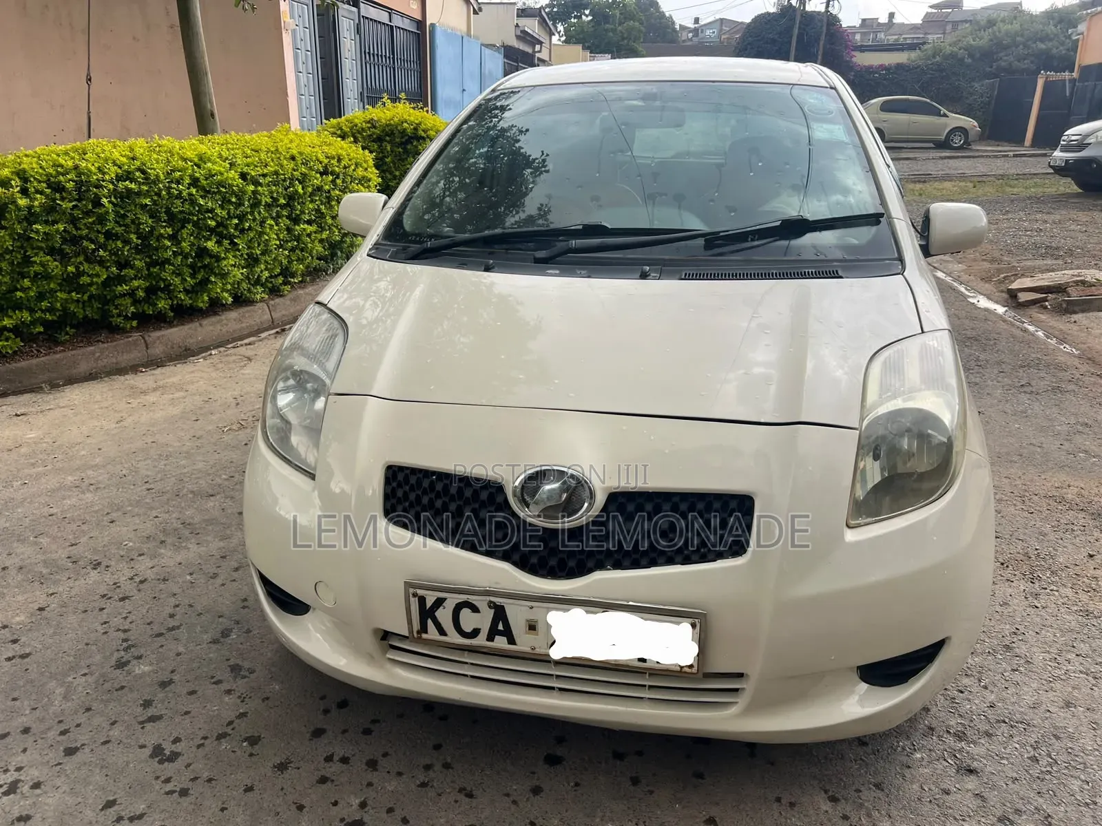 Toyota Vitz 1.3 FWD 5dr 2007 Pearl