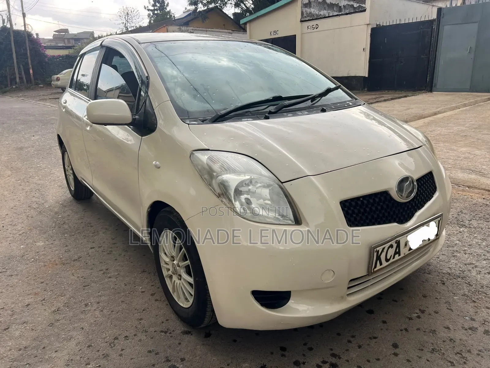 Toyota Vitz 1.3 FWD 5dr 2007 Pearl