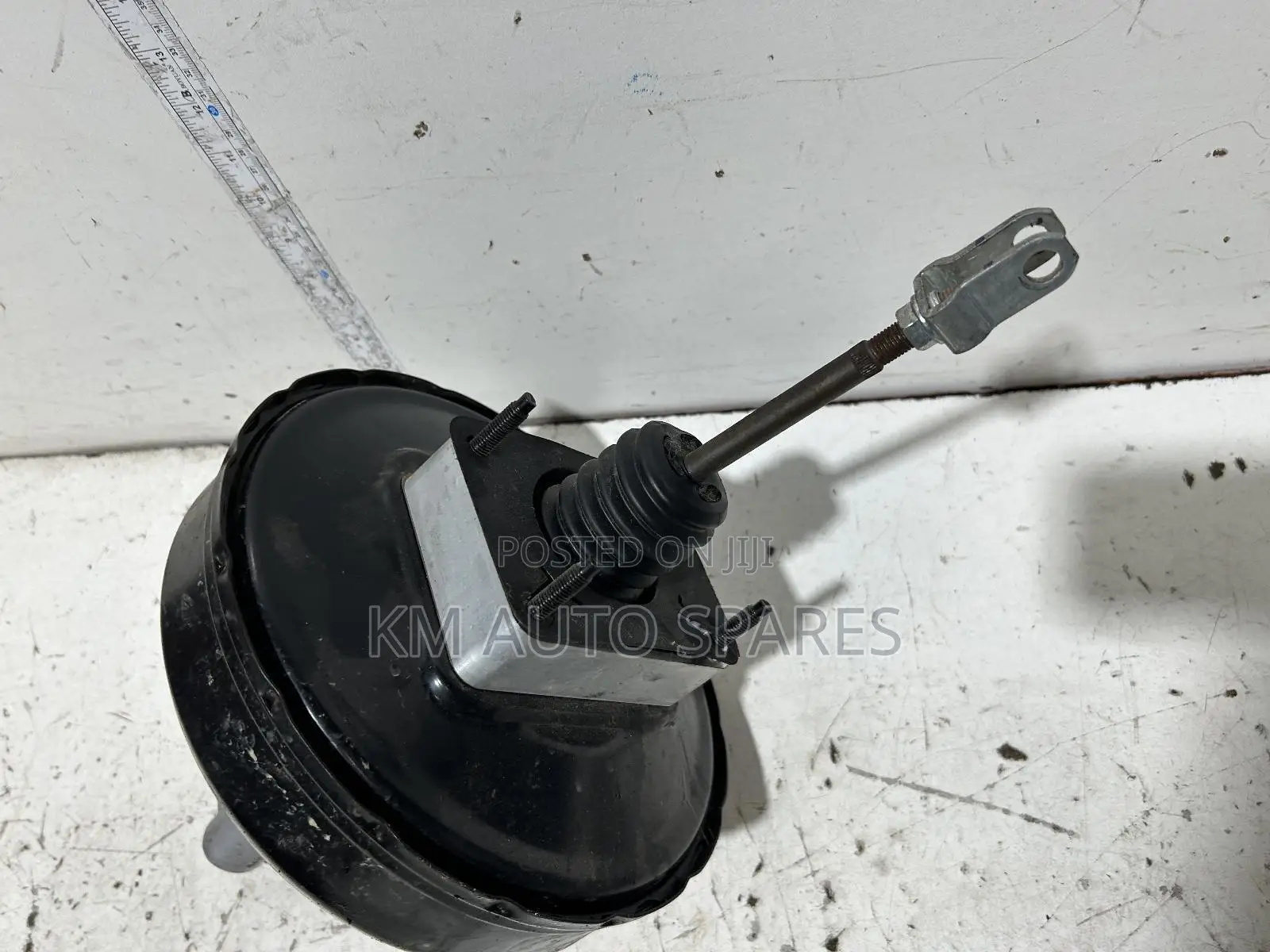 Toyota Land Cruiser HJ75(75 Series) Booster/Master Cylinder.
