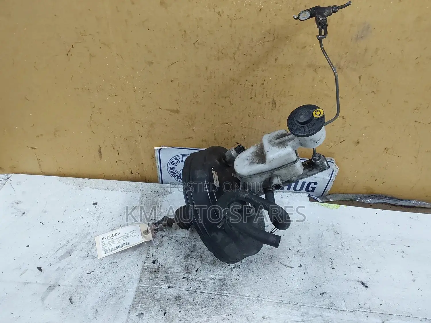 Toyota Hilux Vigo Brake Booster/Master Cylinder.