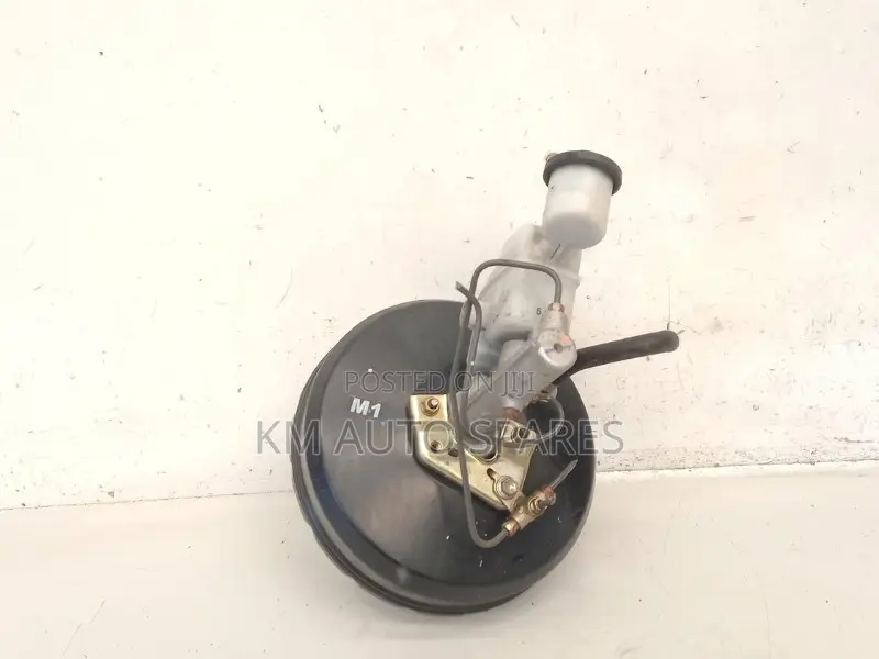 Toyota Hilux Revo Brake Booster/Master Cylinder.