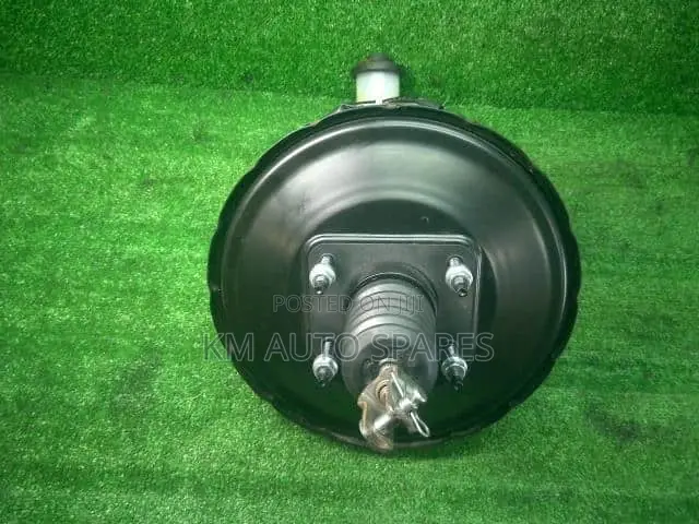 Toyota Sienta Brake Booster/Master Cylinder.