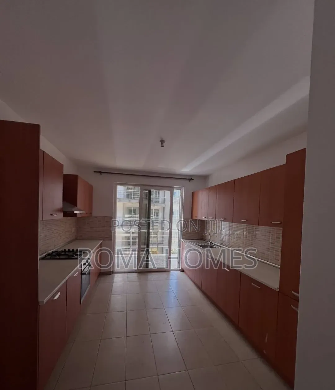 4bdrm Apartment in Lavington, Nairobi Central for rent