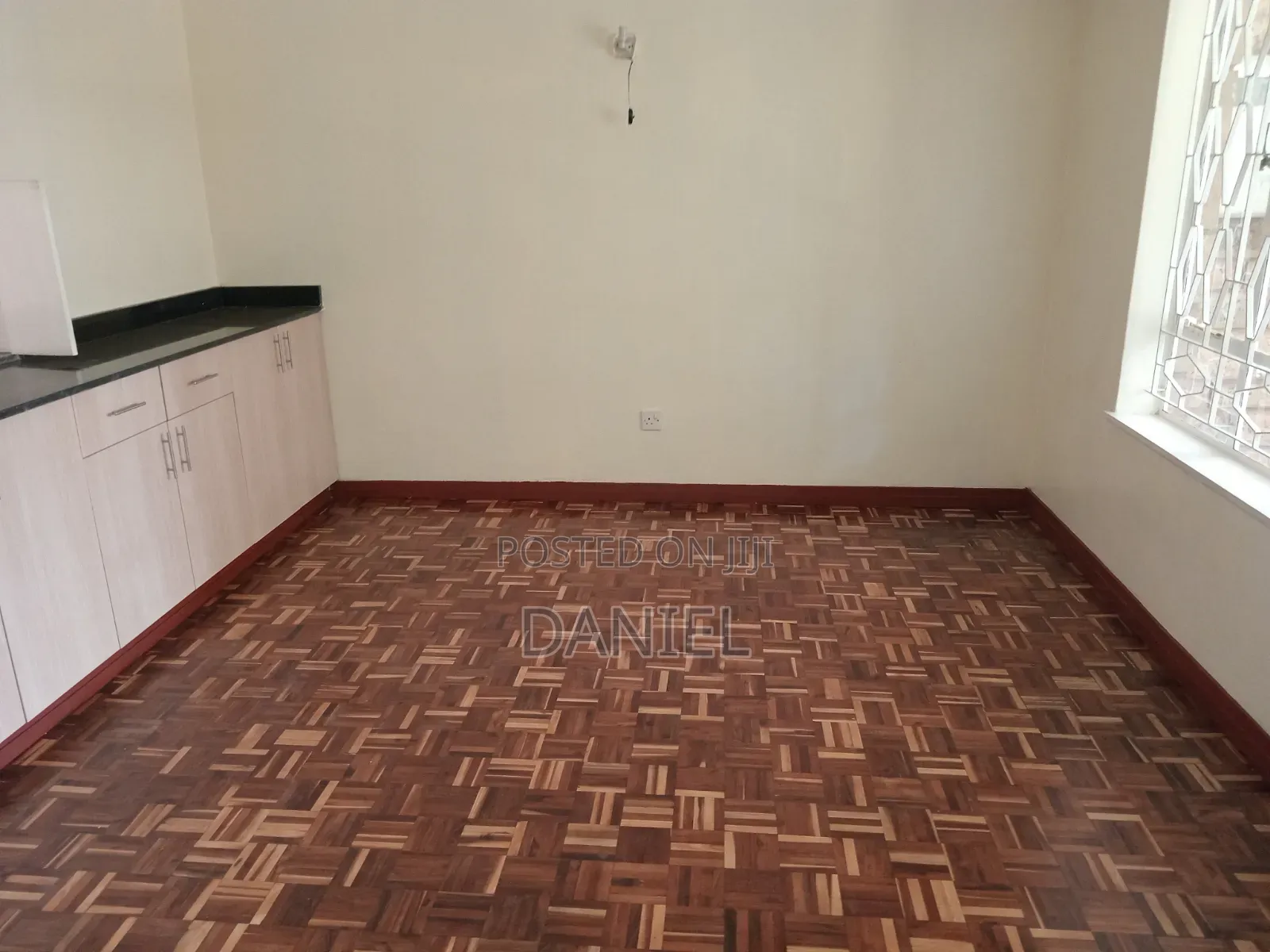 4bdrm Maisonette in Raphta Road for rent