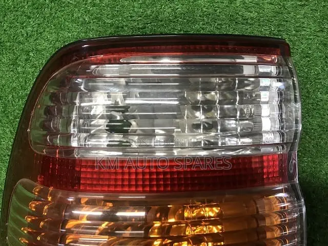 Toyota Land Cruiser 100 Series Tail Light.