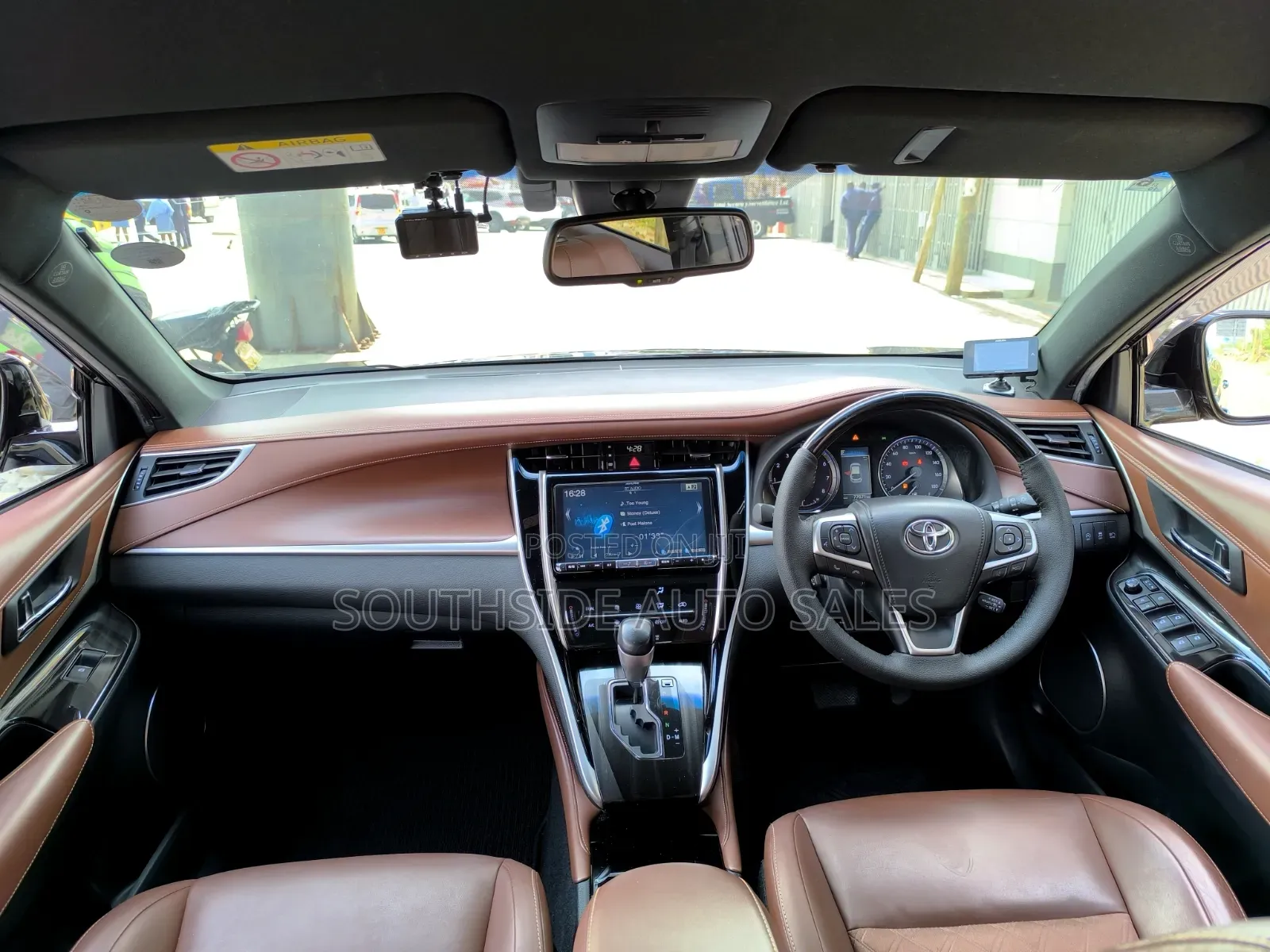 Toyota Harrier 2.0 2019 Purple