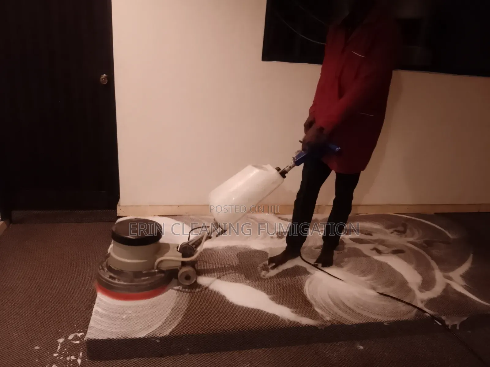 Office Wall to Wall Scrubbing and Cleaning
