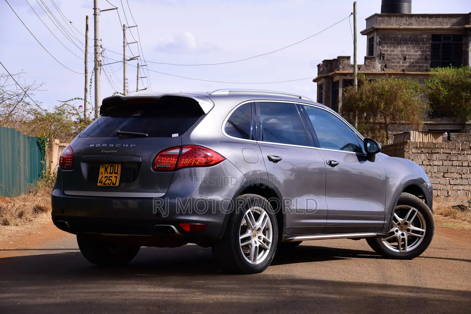 Porsche Cayenne 4dr SUV AWD (3.6L 6cyl 6M) 2014 Gray
