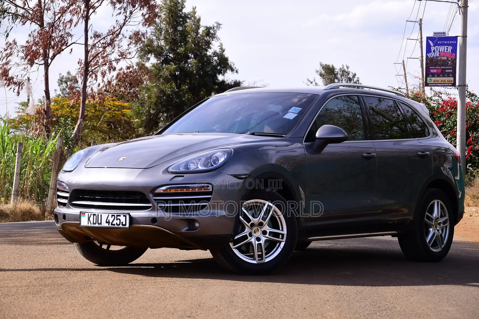 Porsche Cayenne 4dr SUV AWD (3.6L 6cyl 6M) 2014 Gray