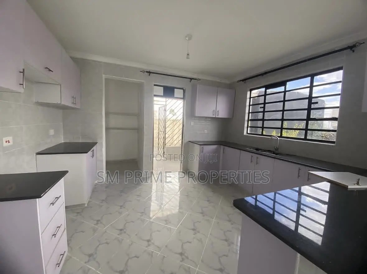 3bdrm Bungalow in Kitengela for sale
