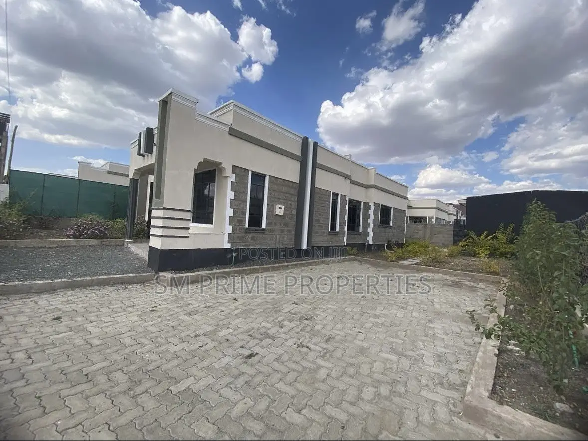 3bdrm Bungalow in Kitengela for sale