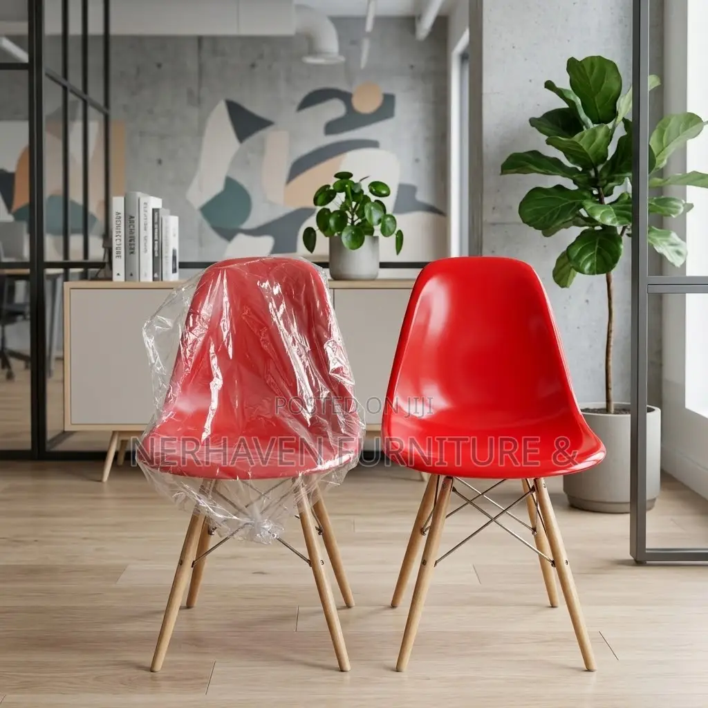 Red Eames Chair – Stylish Modern Dining & Café Seat