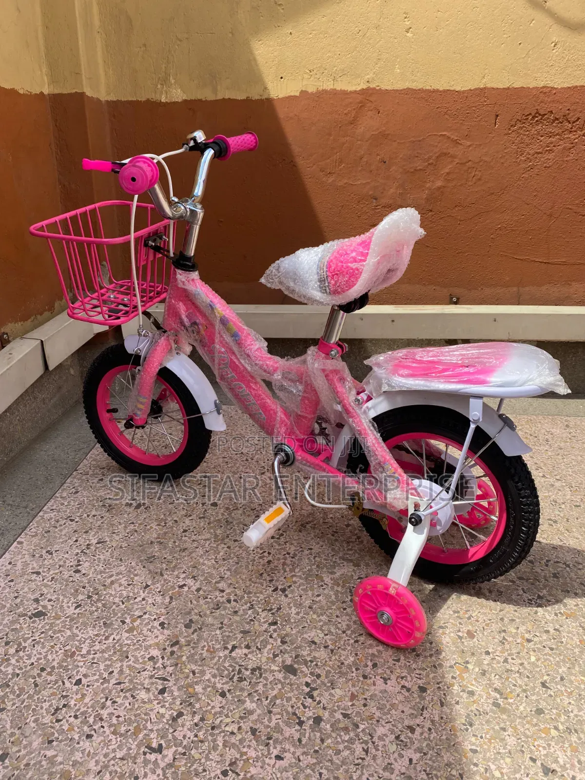 Kids Bicycle Size 12 Purple Brand New With Training Wheels