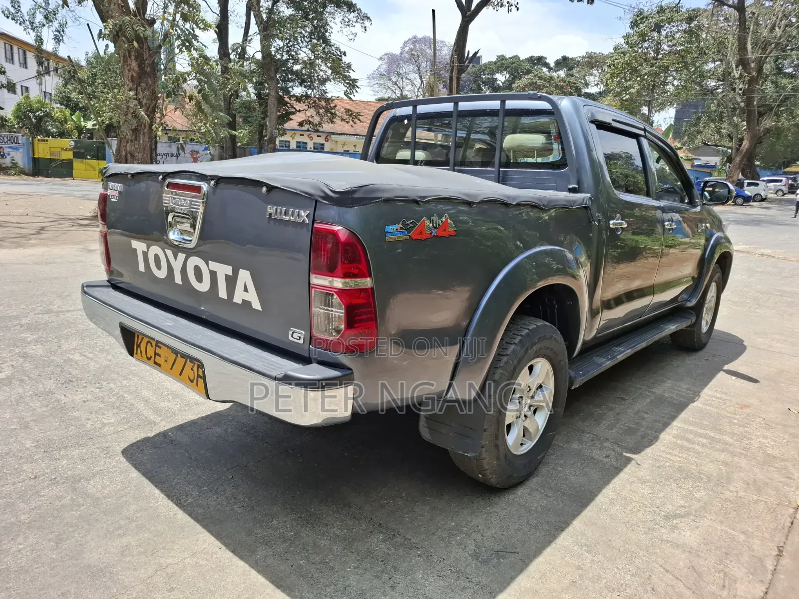 Toyota Hilux 3.0 D-4D Double Cab 2008 Gray