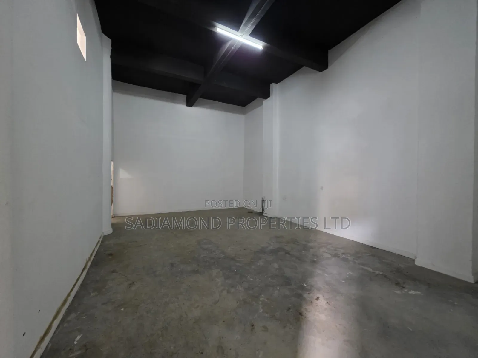 Warehouse/Godown for Rent in Babadogo