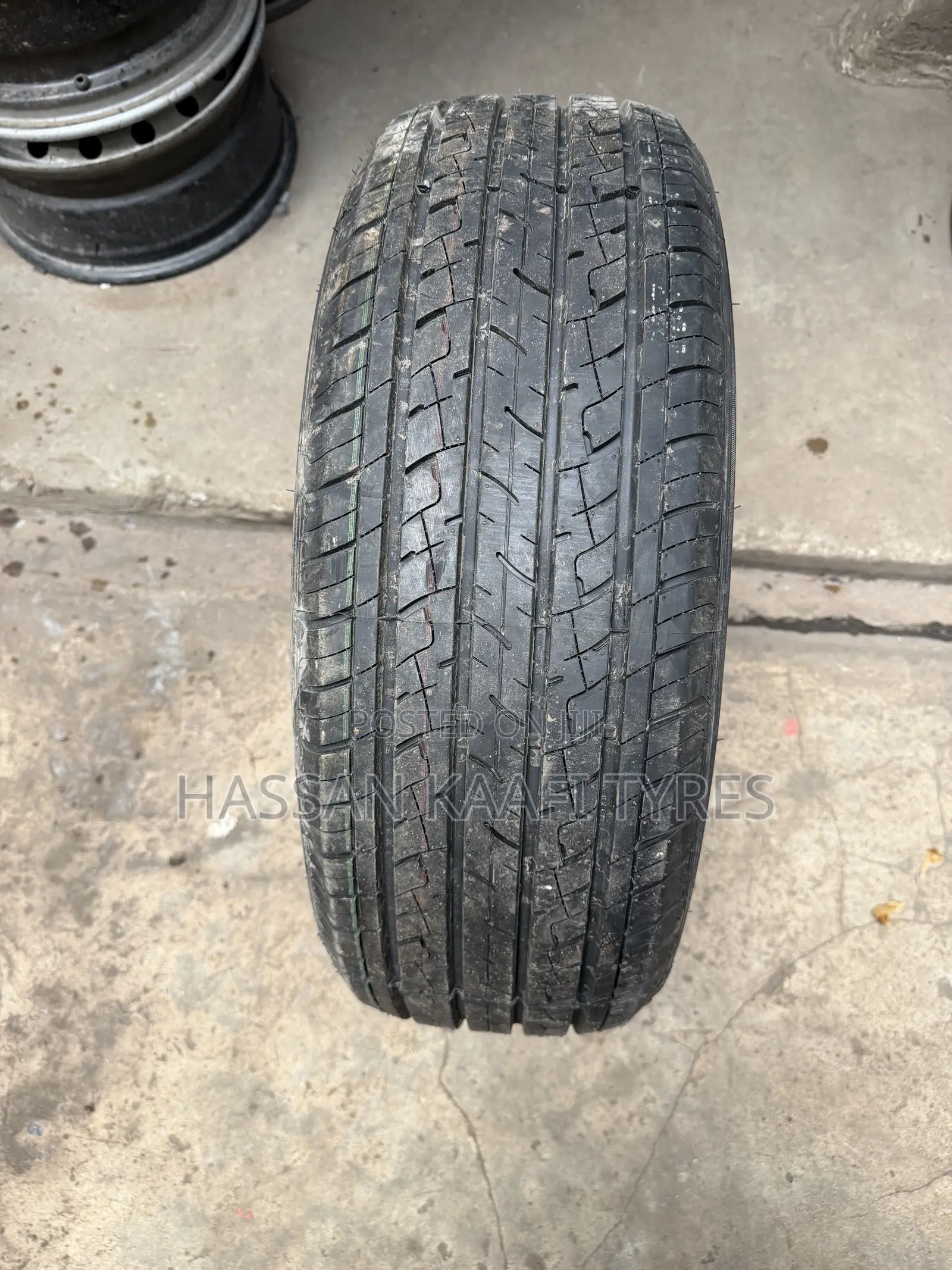 235/55r19 Goddard Tyre