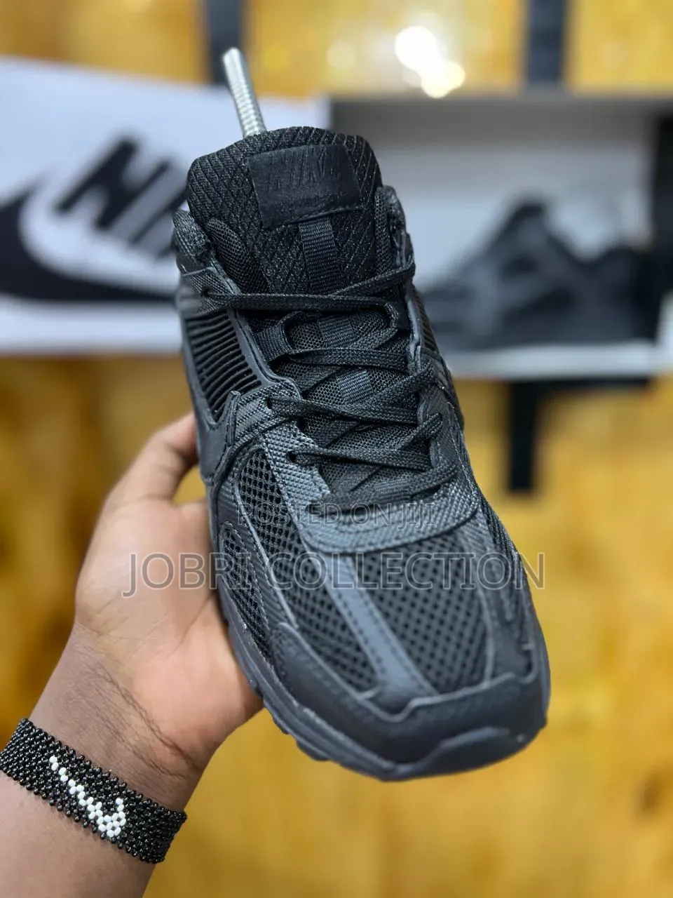 Black Nike Vomero 5 Designer Sneakers