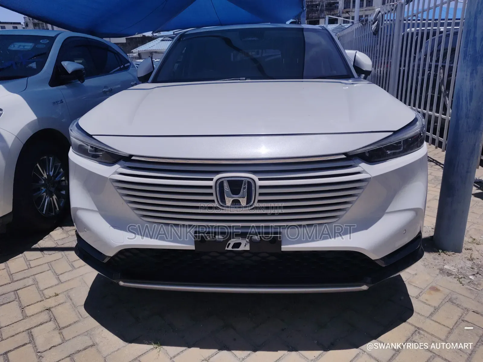 Honda Vezel 1.5 Hybrid 2WD 2021 White