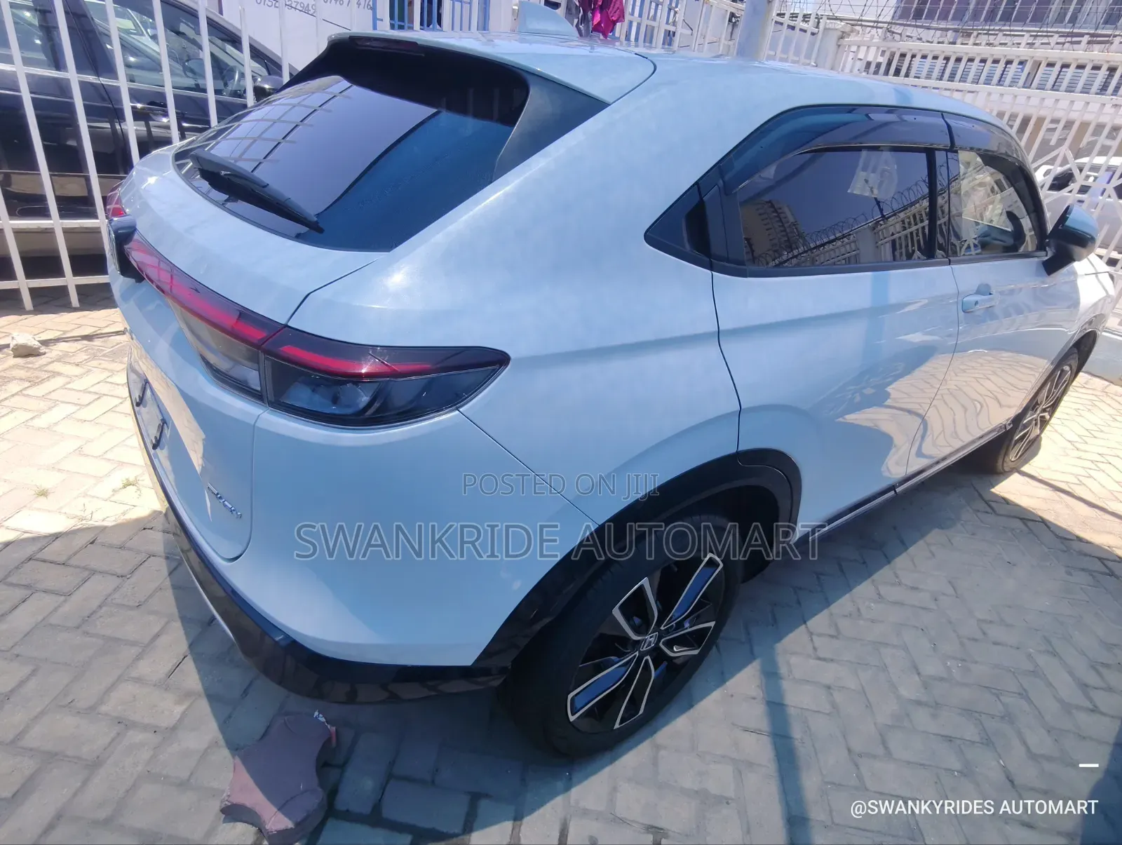 Honda Vezel 1.5 Hybrid 2WD 2021 White