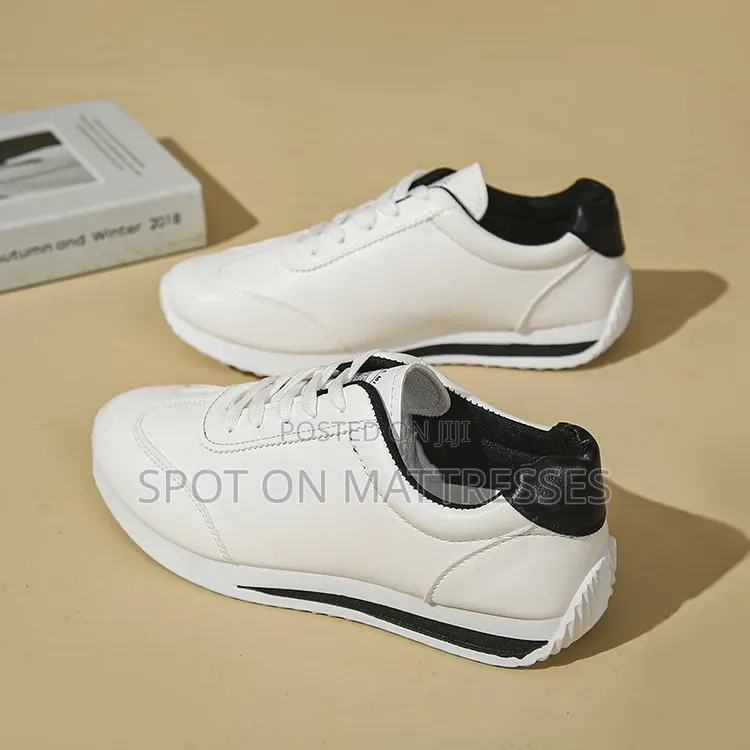 Comfortable and Cute Sneakers for Ladies Sizes 37-43 Red/White/Blue