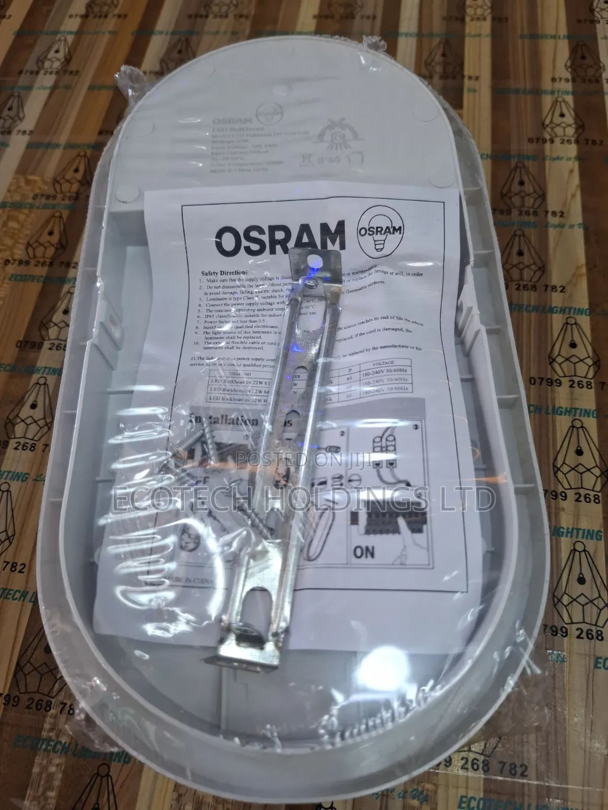 22wts Warm White Oval Plastic Bulkhead