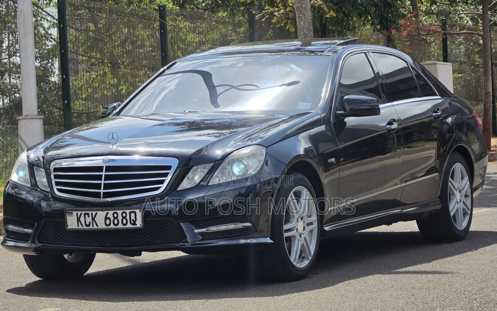 Mercedes-Benz E250 2012 Black
