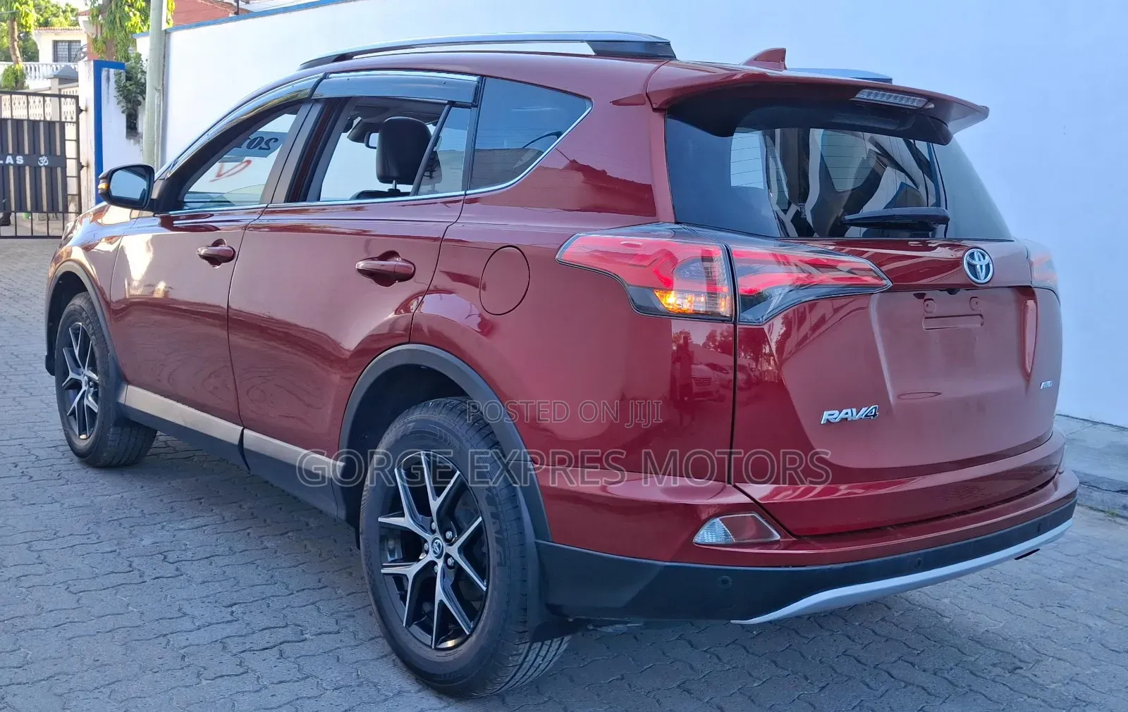 Toyota RAV4 Limited AWD (2.5L 4cyl 6A) 2017 Maroon