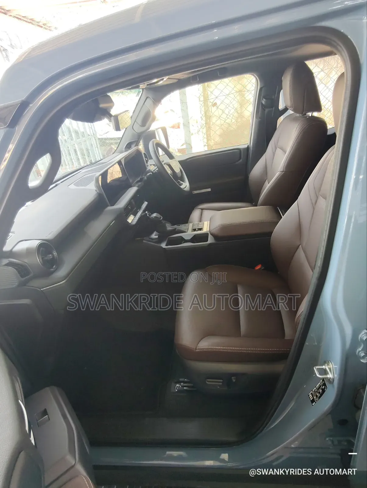 New Toyota Land Cruiser Prado 2.8 2025 Blue