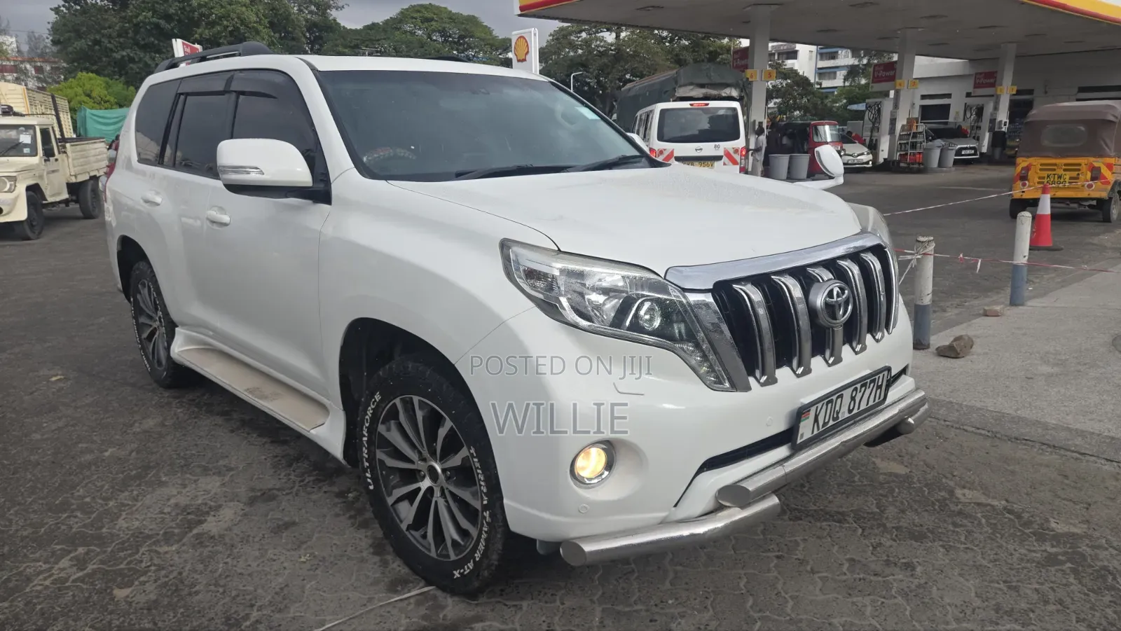 Toyota Land Cruiser Prado 2017 White