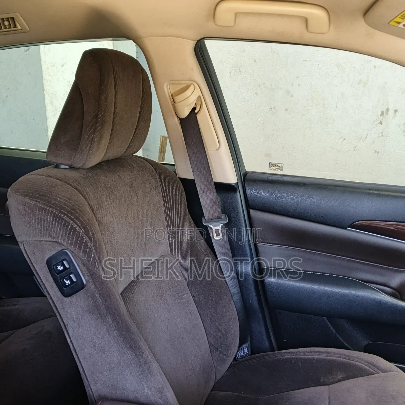 Toyota Crown 2014 Black