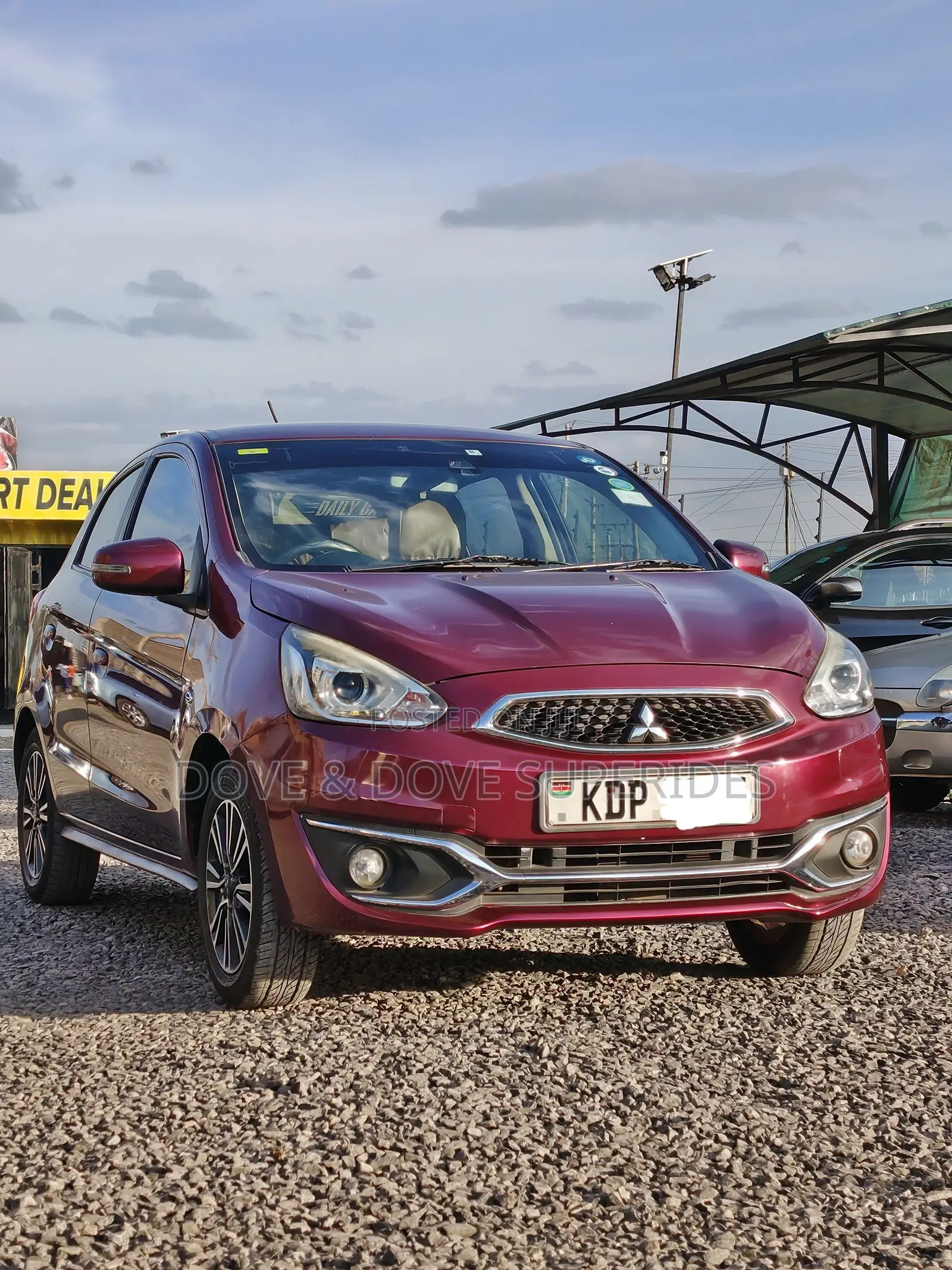 Mitsubishi Mirage 2017 Maroon