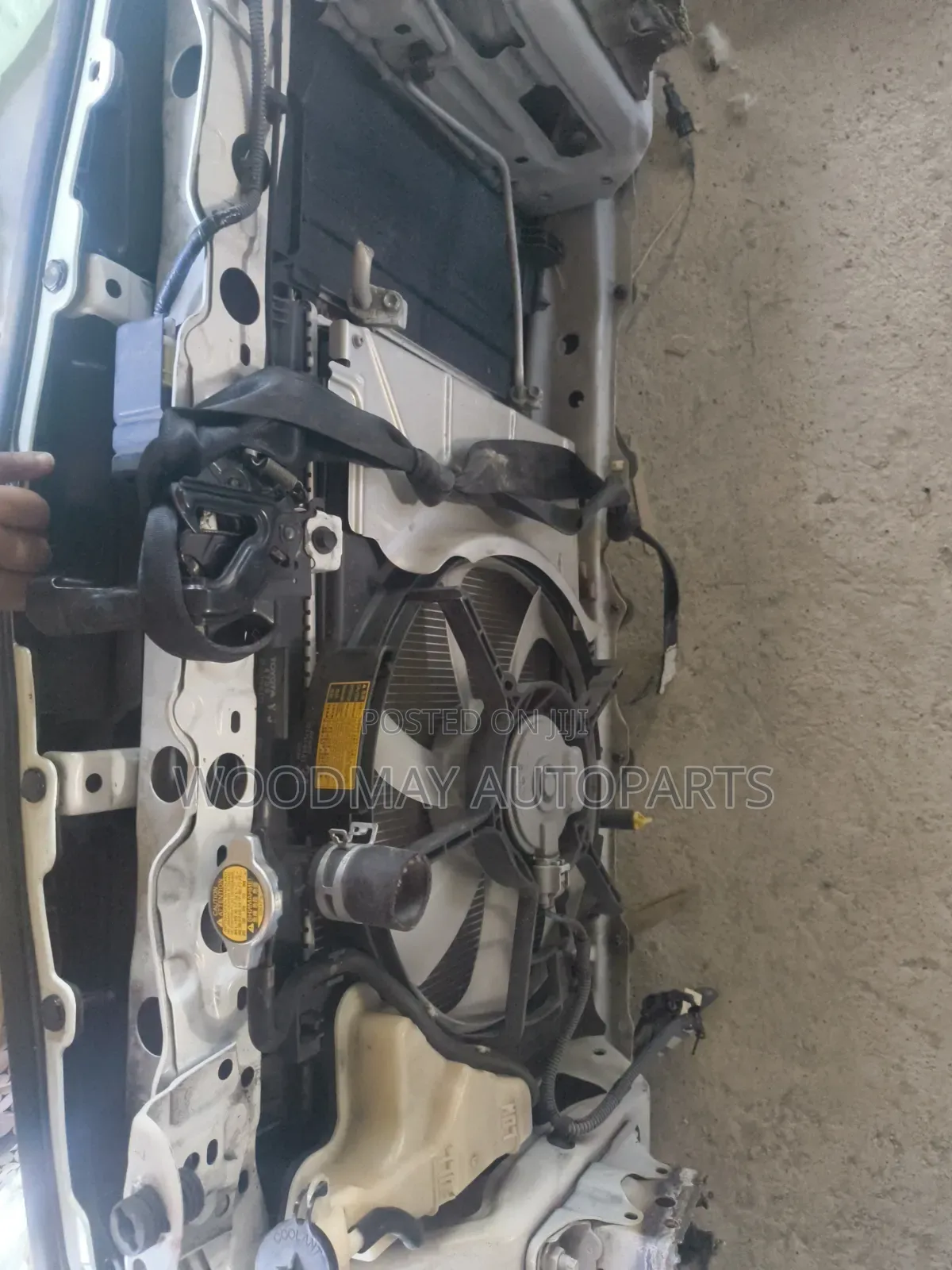 Ractis 2015 Nosecut With Chrome Grill