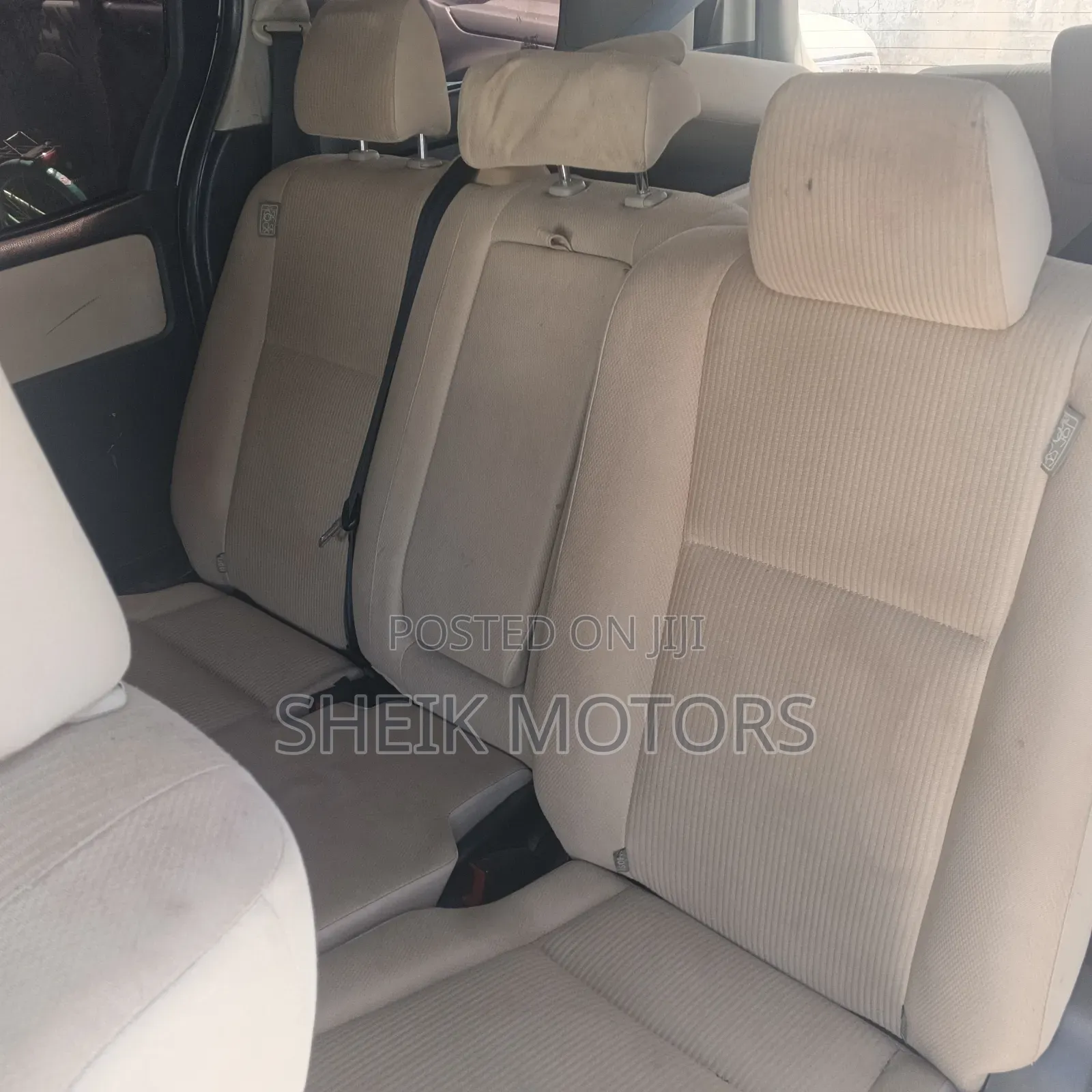 Toyota Esquire 2014 White
