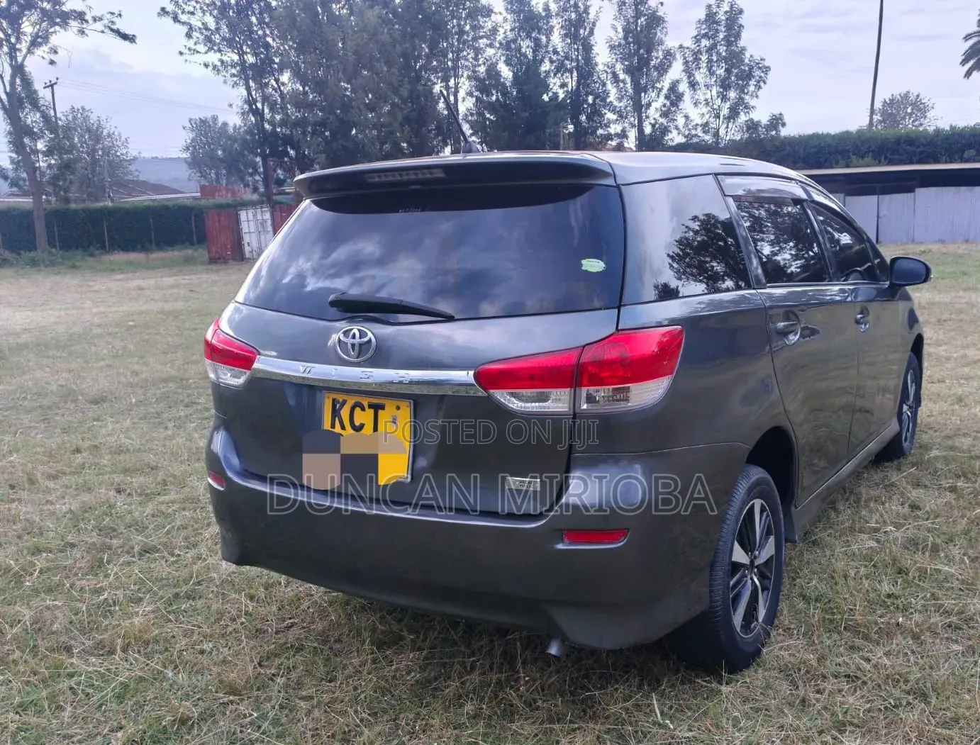 Toyota Wish 2011 Gray