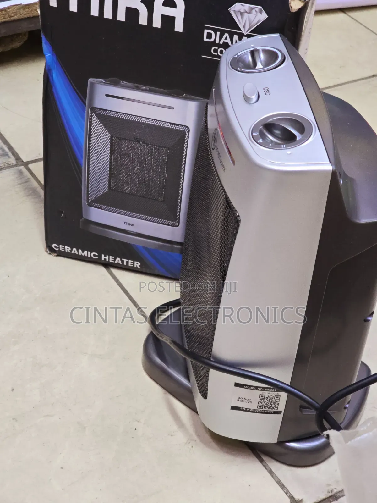 Mika Ceramic Heater/70° Oscillation Heater