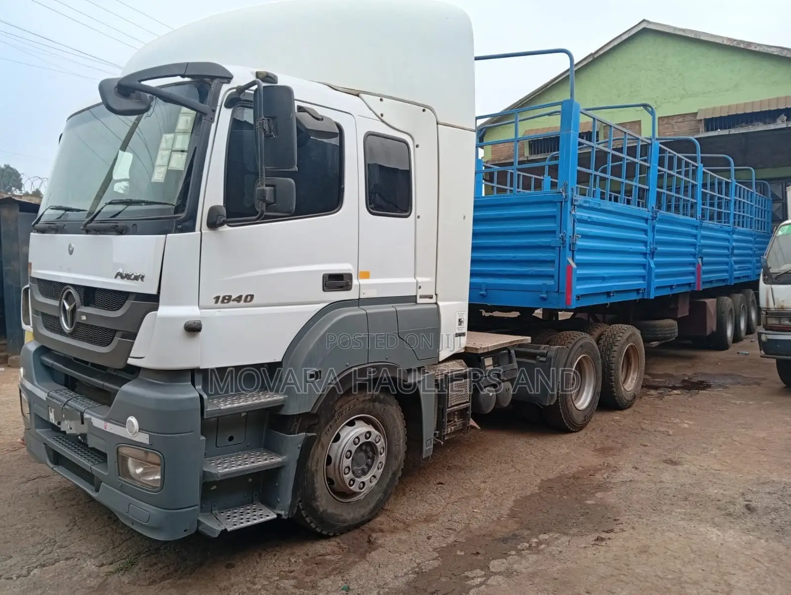 Spacious 40-Foot Open-Top Trailer on Standby