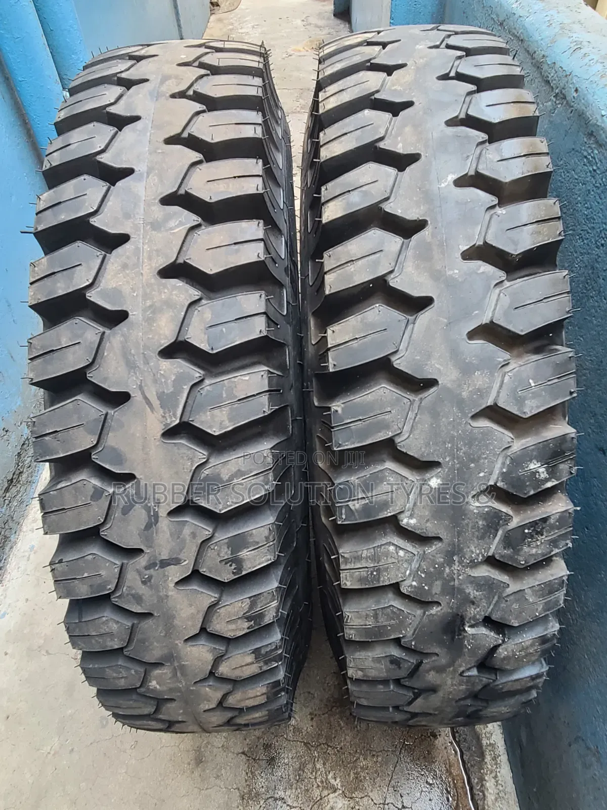 10.00 -20 Apollo Tyres Xt-7 (Nylon)