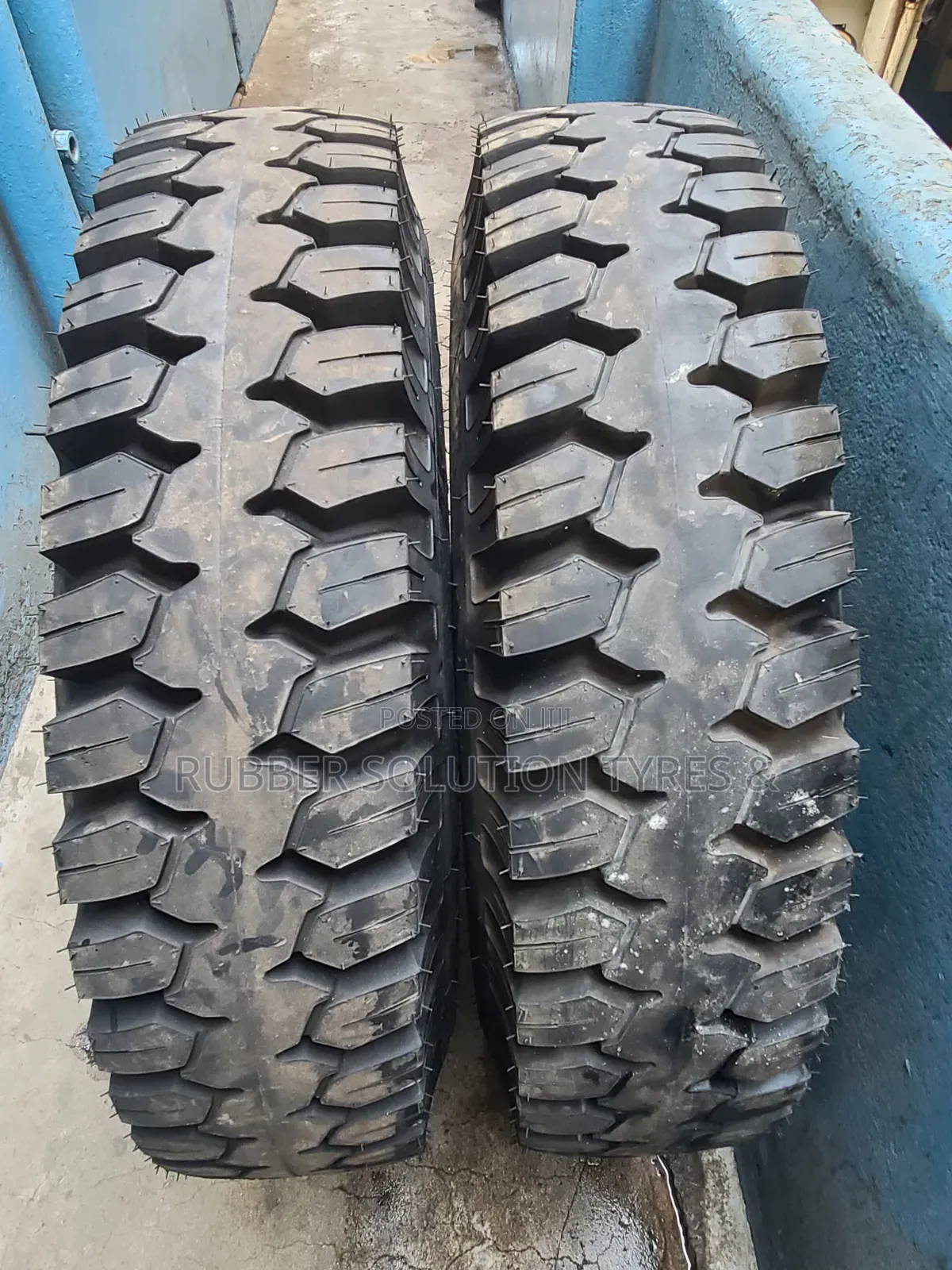 10.00 -20 Apollo Tyres Xt-7 (Nylon)