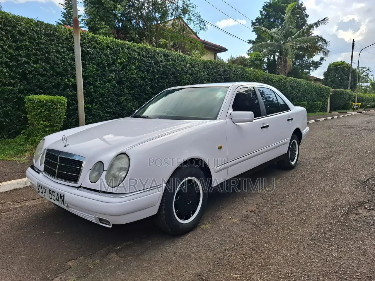 Mercedes-Benz E240 1998 White
