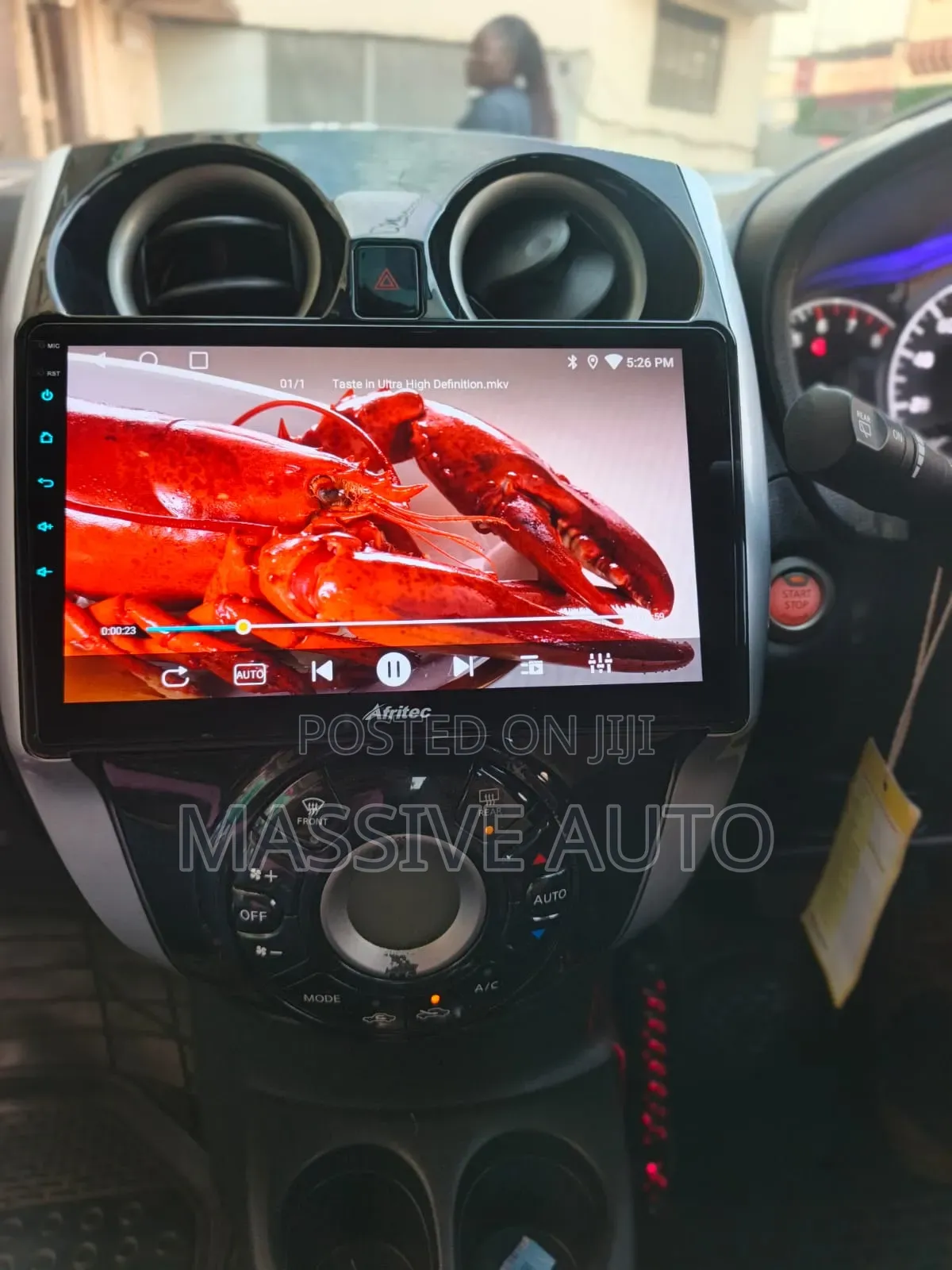 Nissan Note 2015 Fitted 10inch Android Radio With Console