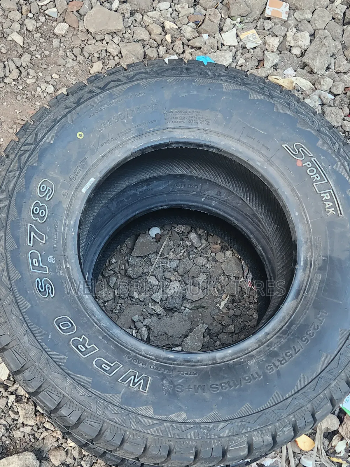 LT235/75R15 Sportarak Tires