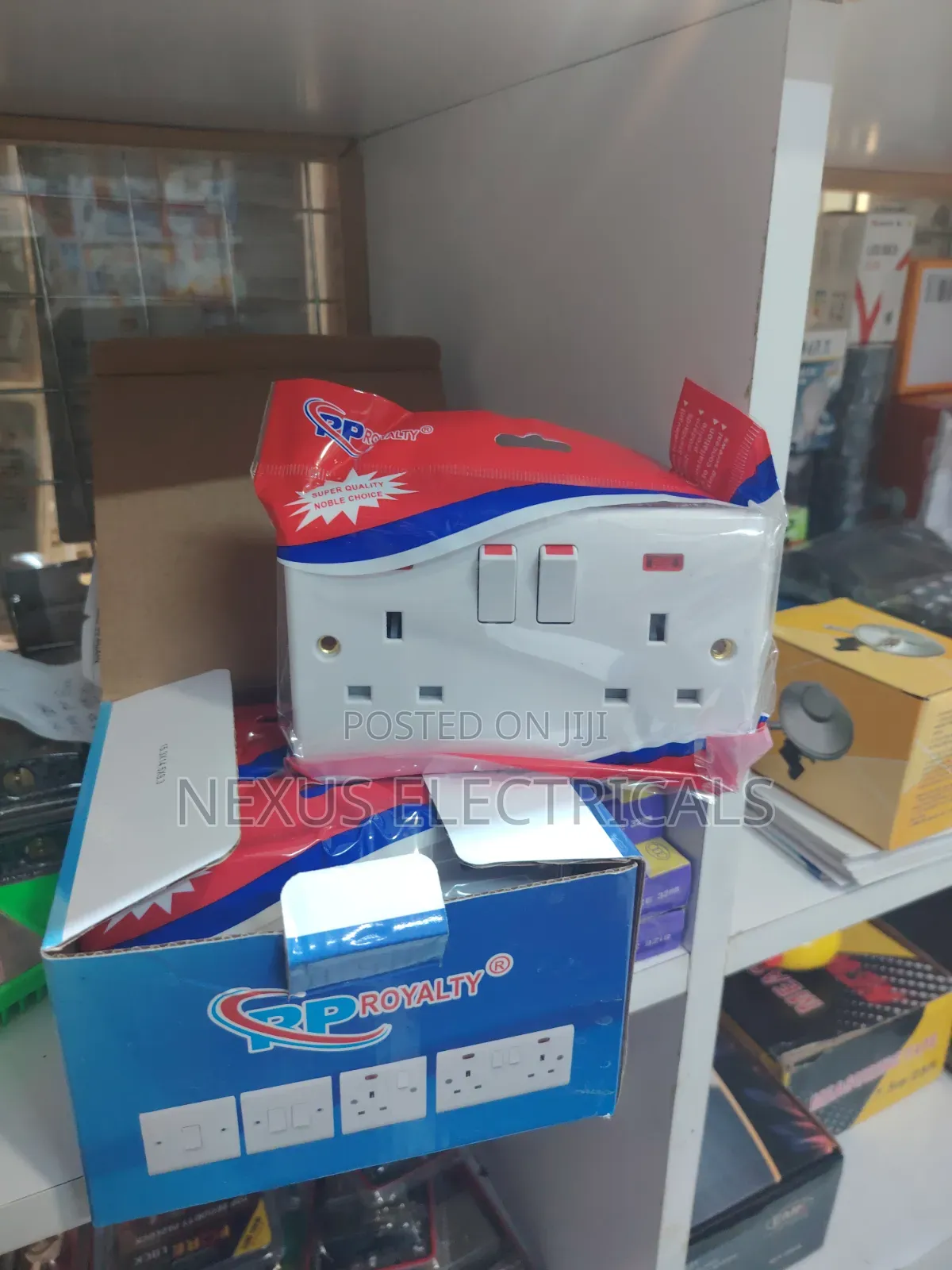 Twin Socket