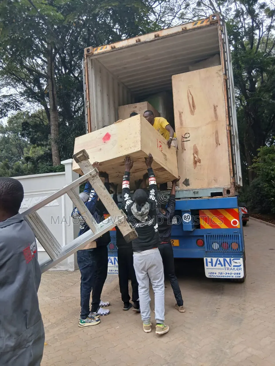 Family Movers for Apartments and Maisonettes: Karen