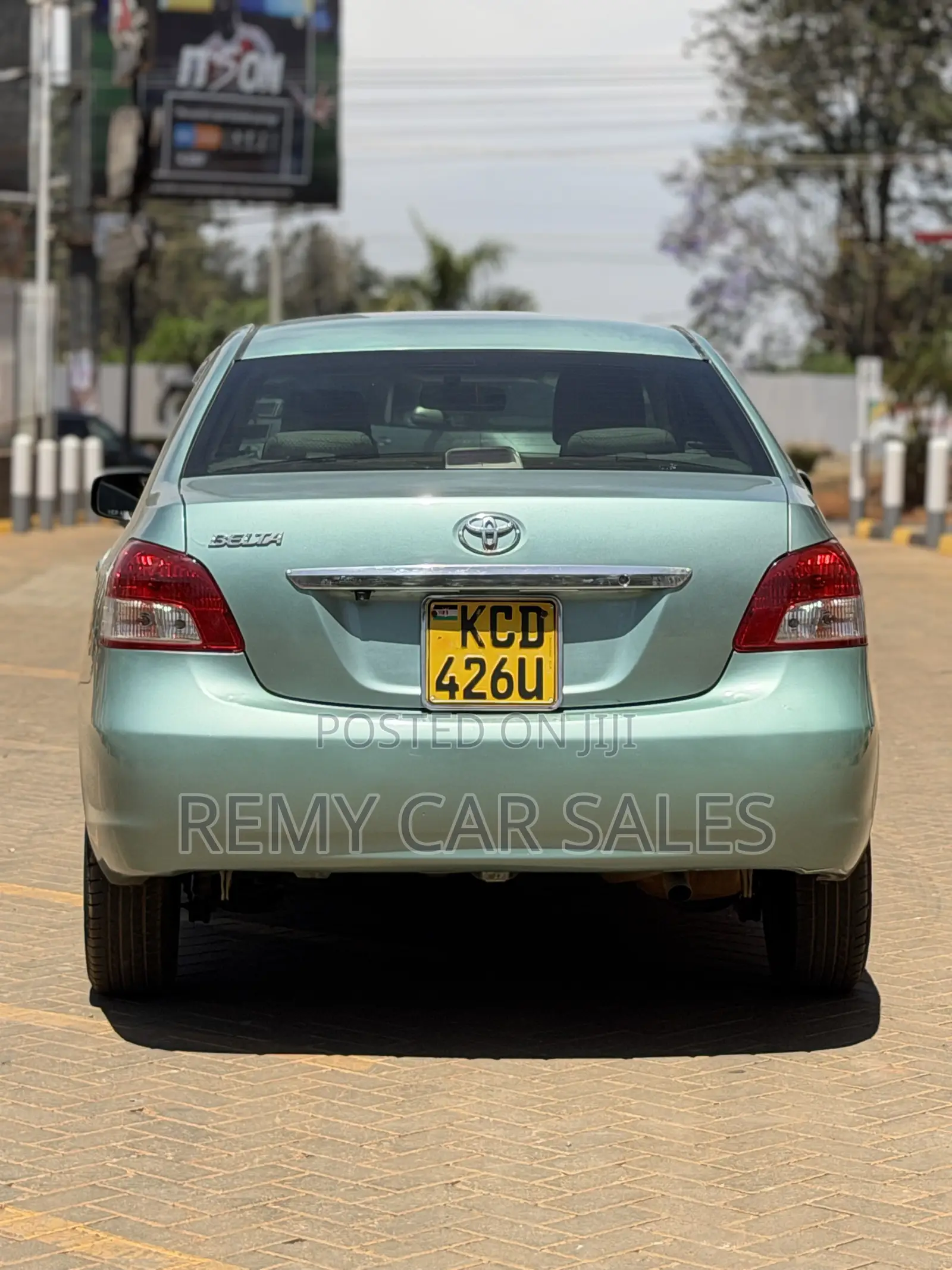 Toyota Belta 2008 Green