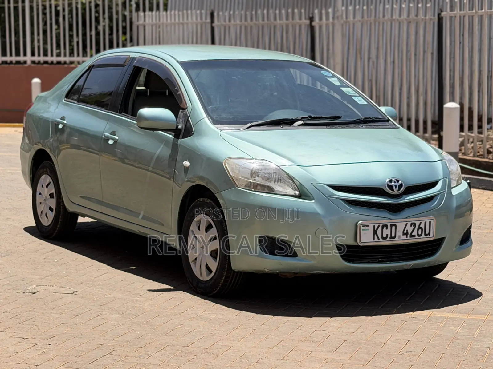Toyota Belta 2008 Green