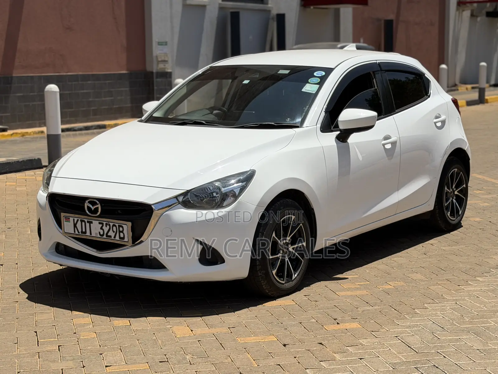 Mazda Demio 2018 White