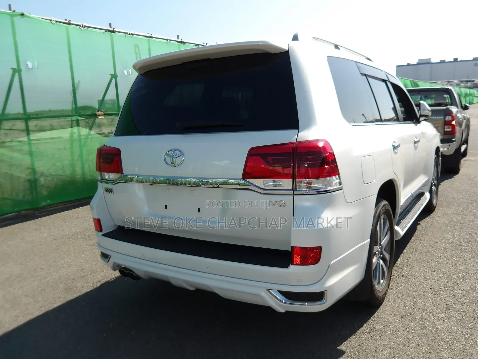 Toyota Land Cruiser 4.6 V8 ZX 2020 White