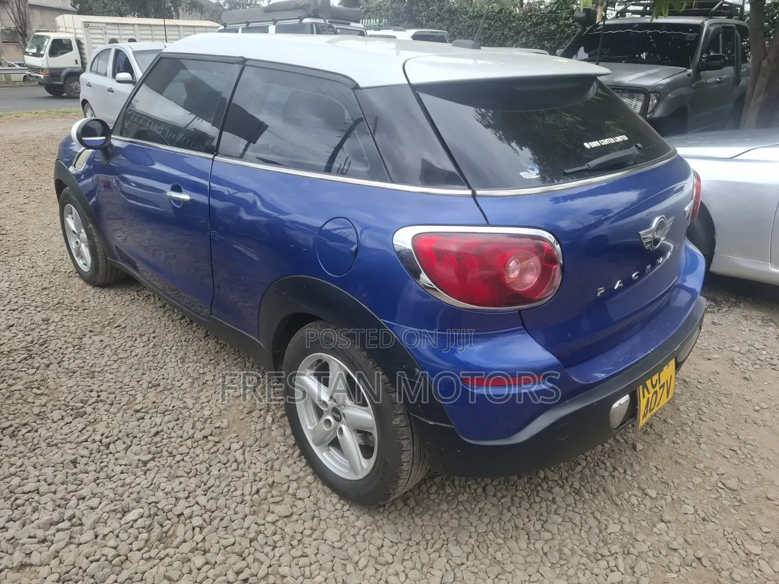 Mini Cooper 2010 Blue