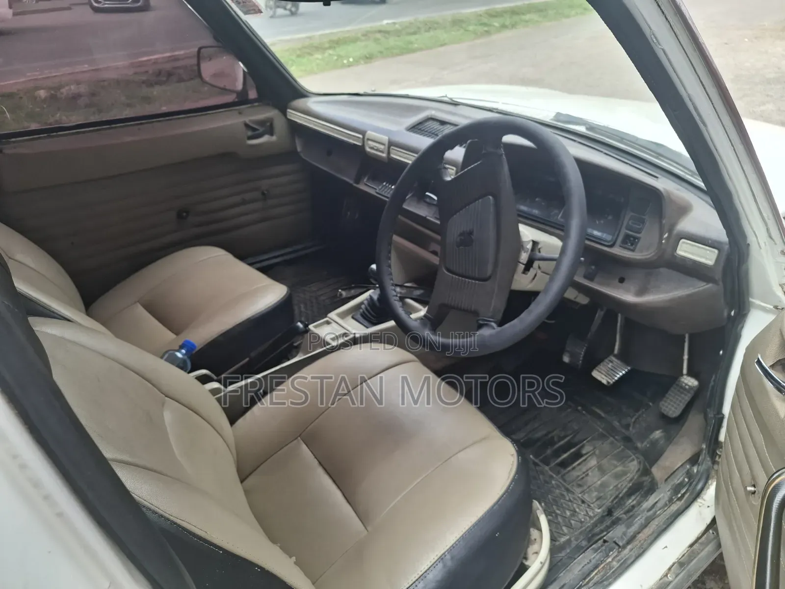Peugeot 504 1997 White